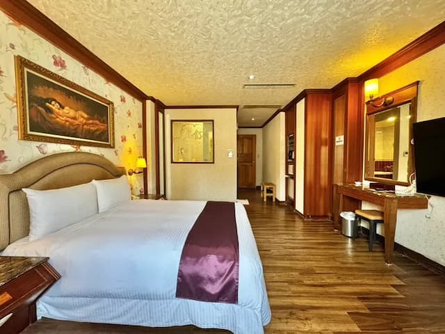 I Live Motel-French Classic Double Room/No Garage-1