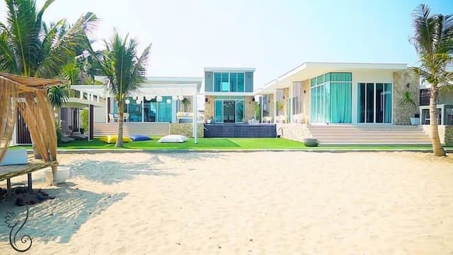 Villa Erika  - private pool villa beachfront