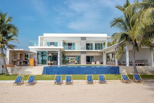 Beachfront private pool