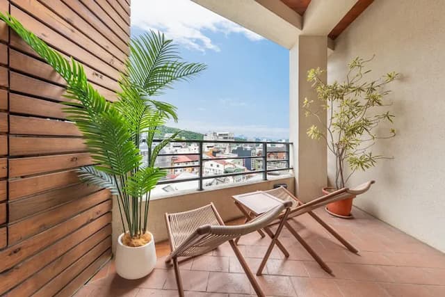 ItaThao Smart Stay with Elevator-Twin room with balcony-11