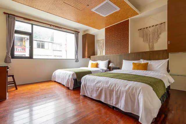 ItaThao Smart Stay with Elevator-Quadruple room with bathtub-10