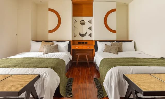 ItaThao Smart Stay with Elevator-Quadruple room with balcony-10