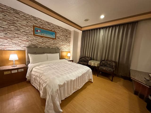 高雄文賓大飯店-駁二館-標準雙人房-4