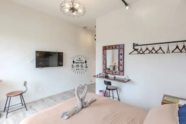 Island Nook B&B Penghu-201 Double Room with Forest View & Balcony, Island Nook B&B Penghu-4