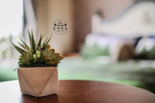 Island Nook B&B Penghu-202 Double Room with Forest View & Balcony, Island nook B&B Penghu-7