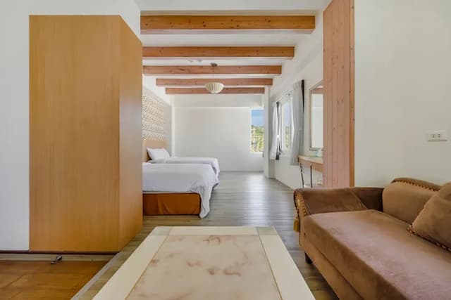 綠美民宿-四人房-附陽台-8