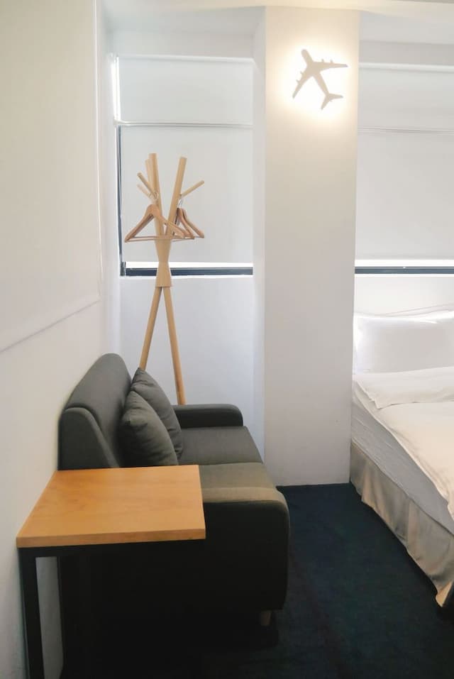 Time Flyer Hotel-Standard twin room-10