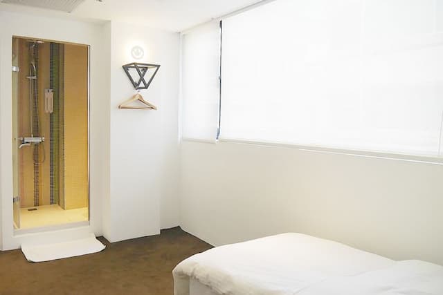 Time Flyer Hotel-Deluxe Single Room-6