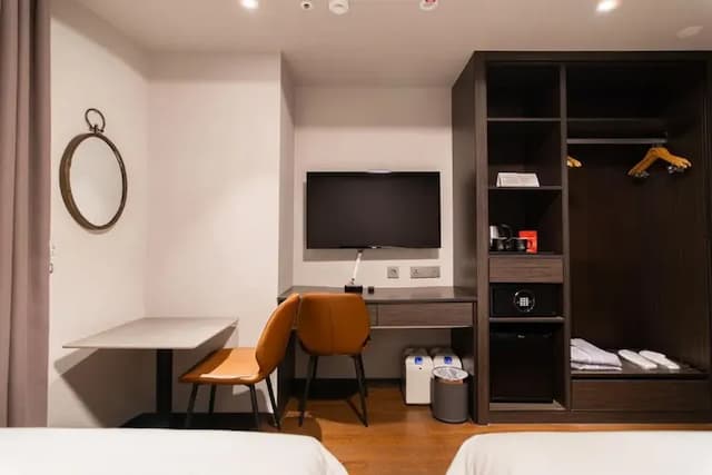 霍姆斯瑞德明洞-標準雙床房-3