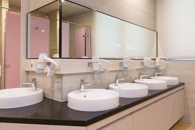 CHECK inn New Taipei LuZhou-Standard Single Room with shared bathroom ,No Window-6