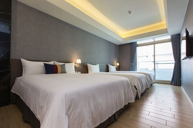 CHECK inn New Taipei LuZhou-Standard Quadruple Room-6