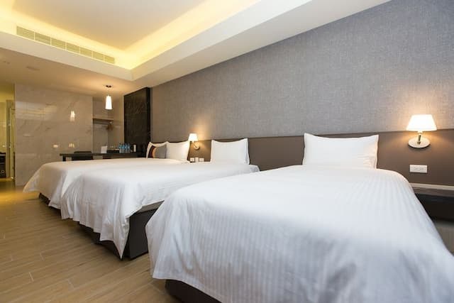 CHECK inn New Taipei LuZhou-Standard Quadruple Room-5