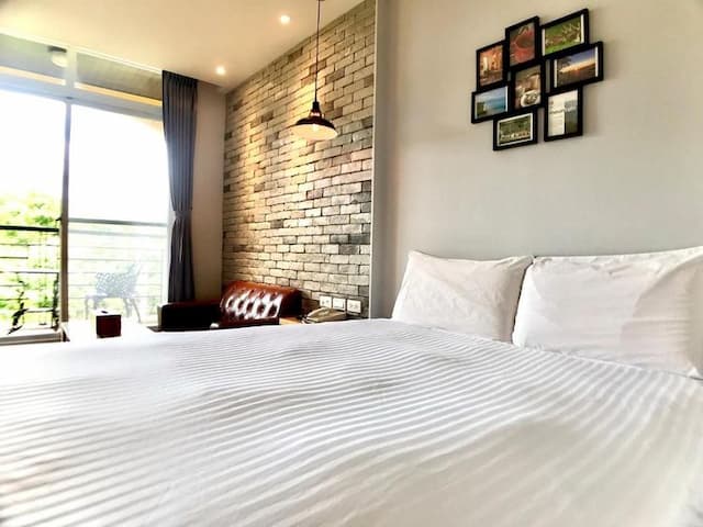 馬丁威旅店-雙人房 - 有陽台-6