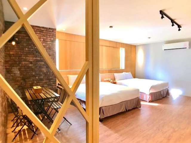 馬丁威旅店-豪華四人房-3