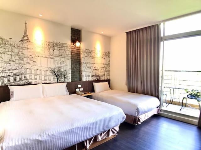 馬丁威旅店-三人房 - 有陽台-1