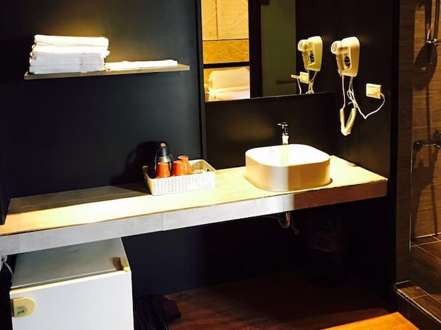 馬丁威旅店-六人間-3