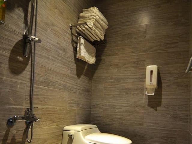 馬丁威旅店-六人間-2