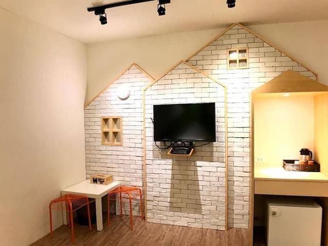 馬丁威旅店-雙床房－無窗-9