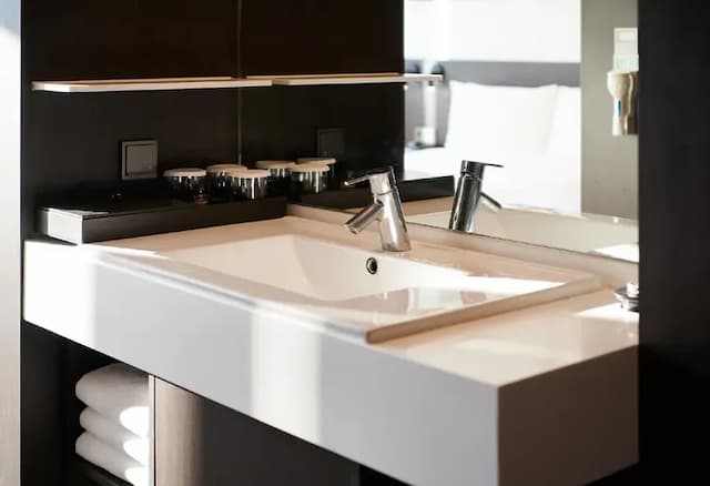 NINE TREE BY PARNAS SEOUL INSADONG-Standard Twin Room-6