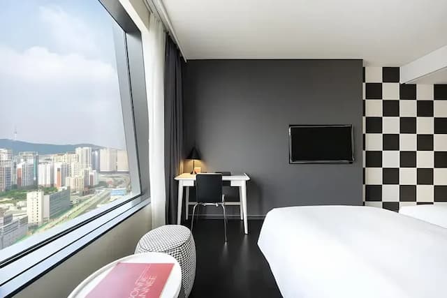 ibis Styles Ambassador Seoul Yongsan-Superior Twin Room-10