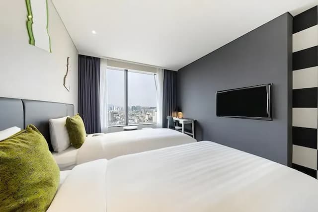 ibis Styles Ambassador Seoul Yongsan-Superior Twin Room-8