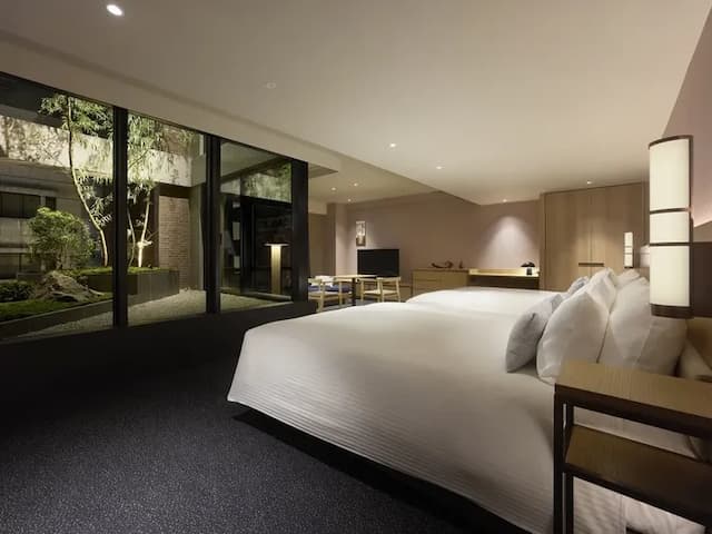 ジュニアスイート