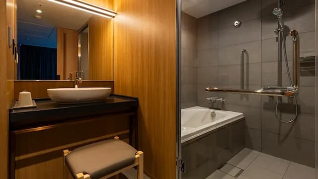 三井花園飯店 京都三條普米爾｜大浴場/京都文化博物館對面/烏丸御池站步行4分-精緻套房｜可帶不佔床兒童(0-5歲) 2位【不挑房】-3