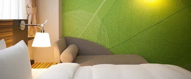 【高鐵假期】 台北凱撒大飯店2日自由行｜近台北車站、站前商圈-【常態促銷】- 悠遊客房(8坪-1大床-含早)-3