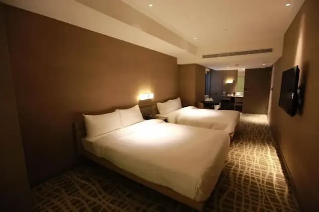 【高鐵假期】 台北德立莊酒店2日自由行｜近西門站、西門商圈-【常態促銷】- 高級家庭房(2中床,對內窗-含早)-5