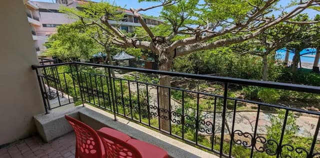 【High Speed Rail Holiday】2-Day Free Travel at Howard Beach Resort Kenting-[Regular Promotion] - Deluxe Twin Room (2 Queen Beds)-5