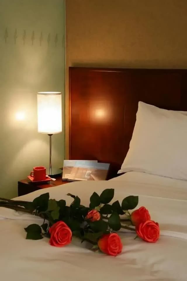 【高鐵假期】 台中文華道會館2日自由行-【常態促銷】- 商務客房(1大床)-4