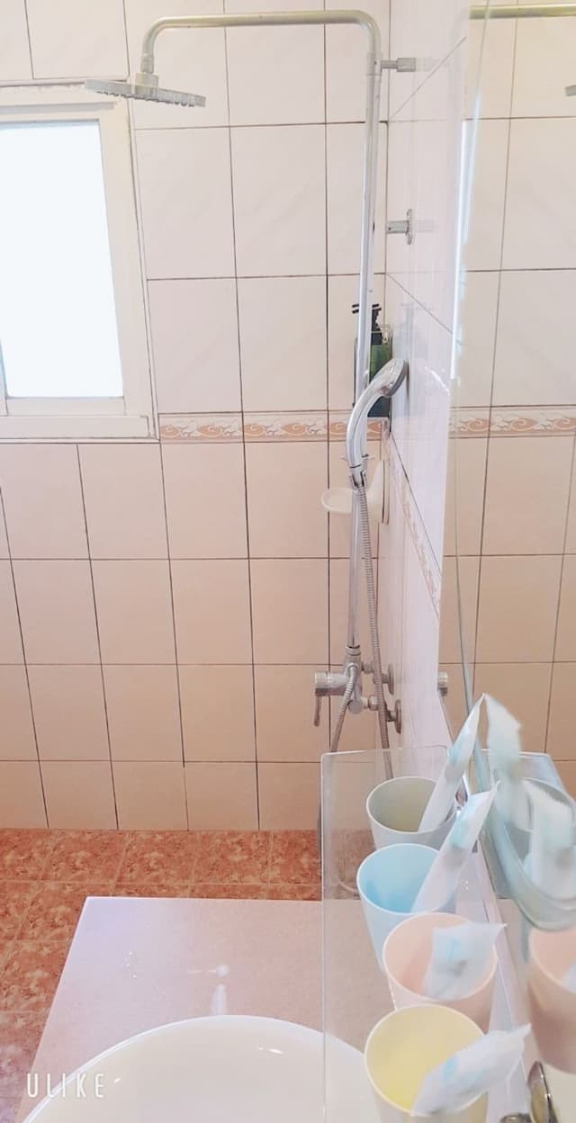 墾丁津津音樂客棧 | 室內公共空間自行車停放-201陽台4人房-7