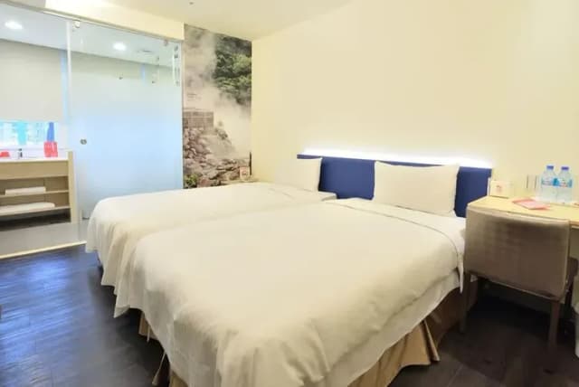 【High Speed Rail Holiday】 2-Day Free Travel at Taipei Hotel-Standard Twin Room - Breakfast Included-3