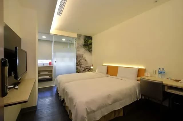 【High Speed Rail Holiday】 2-Day Free Travel at Taipei Hotel-Standard Twin Room - Breakfast Included-1