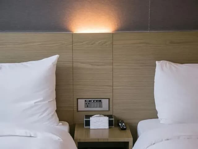 【High Speed Rail Holiday】 Royal Inn Taipei Linsen 2-Day Free Tour-Deluxe Twin Room-4