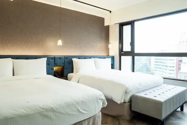 【High Speed Rail Holiday】 Kaohsiung 2-Day Free Travel-[Regular Promotion] - Standard Quadruple Room (2 Queen Beds)-1