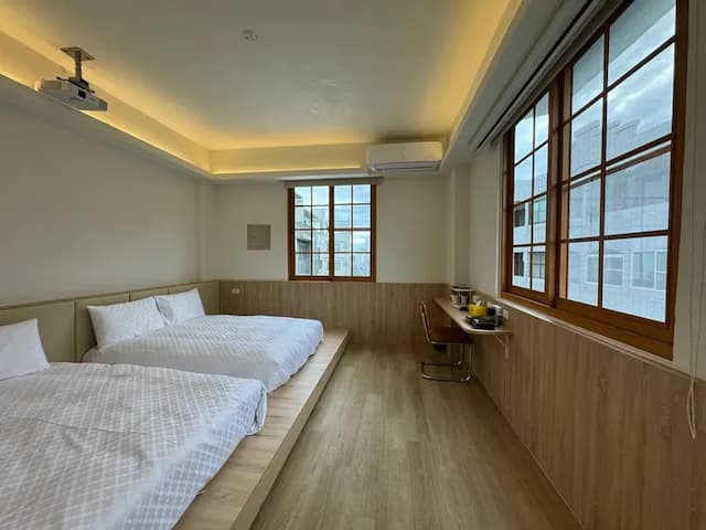 No.9 Hehe B&B-Star Theater Room for 4 persons - Bathtub-2