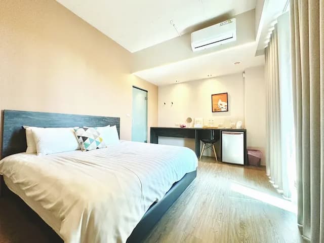 默默旅宿-簡約雙人房-6