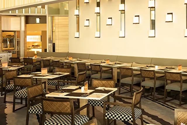 【High-speed Rail Holiday】 HOTEL COZZI． Kaohsiung Zhongshan Museum 2-day free travel-【Take the high speed rail． Free accommodation] -Comfortable room (no window-1 big bed/2 small beds)-5