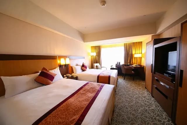 【High Speed Rail Holiday】 2-Day Free Travel at Evergreen Plaza Hotel (Tainan)-Family Twin Room-1