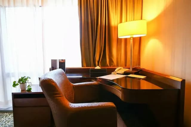【High Speed Rail Holiday】 2-Day Free Travel at Evergreen Plaza Hotel (Tainan)-Family Twin Room-3