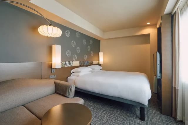 23平米ベッド下に収納スペース完備.