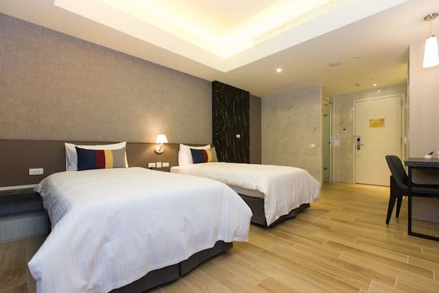 CHECK inn New Taipei LuZhou-Superior Twin Room-4