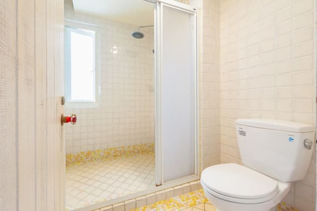 몽 샨 홈스테이 (Mong Shan Homestay)-Superior Quad Room With Terrace-11