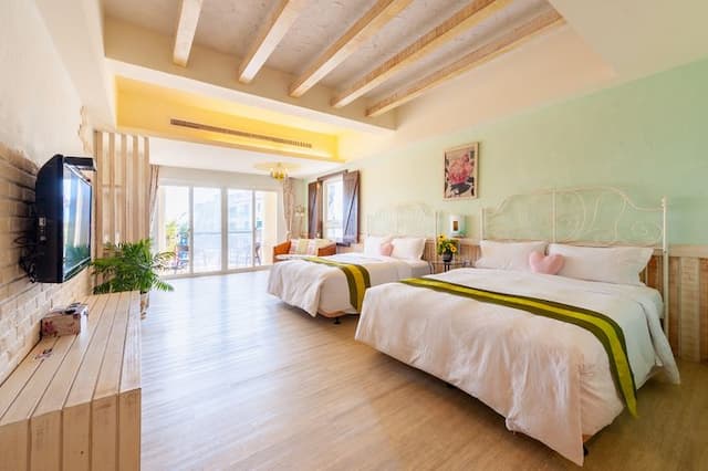 몽 샨 홈스테이 (Mong Shan Homestay)-Superior Quad Room With Terrace-1