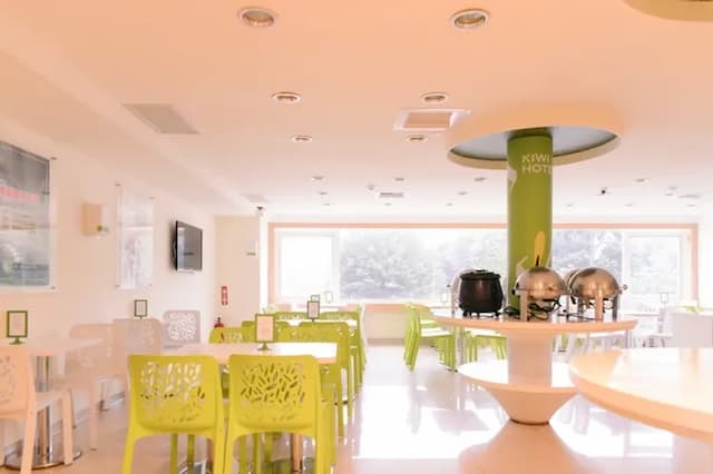 Kiwi Express Hotel - Zhongzheng Branch-Deluxe Twin Room-6