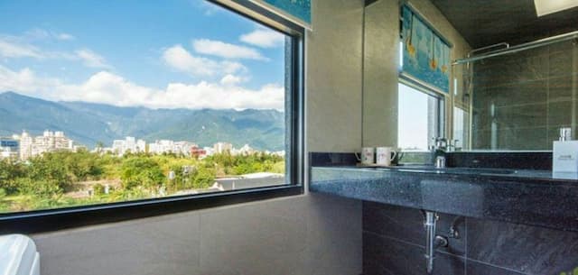 칭만통멍 홈스테이 (Qing Man Tong Meng Homestay)-City view balcony double-6