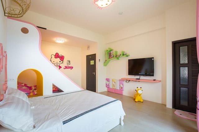 칭만통멍 홈스테이 (Qing Man Tong Meng Homestay)-Slide cat quadruple room-8