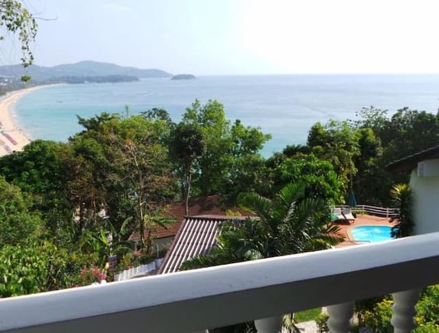 On The Hill Karon Resort-Ocaen view room l Deluxe Beachfront Room-6