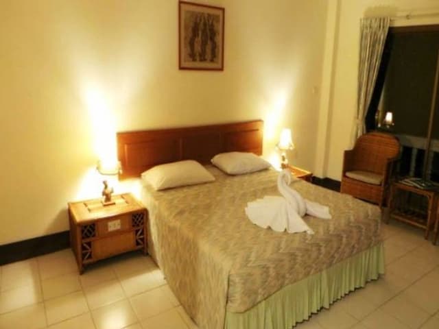 On The Hill Karon Resort-Deluxe Garden View Room-1